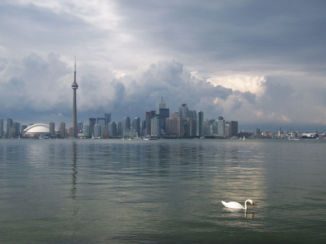 Toronto skyline as seen from Centre Island Park, Toronto, ON, Canada (August 2009).